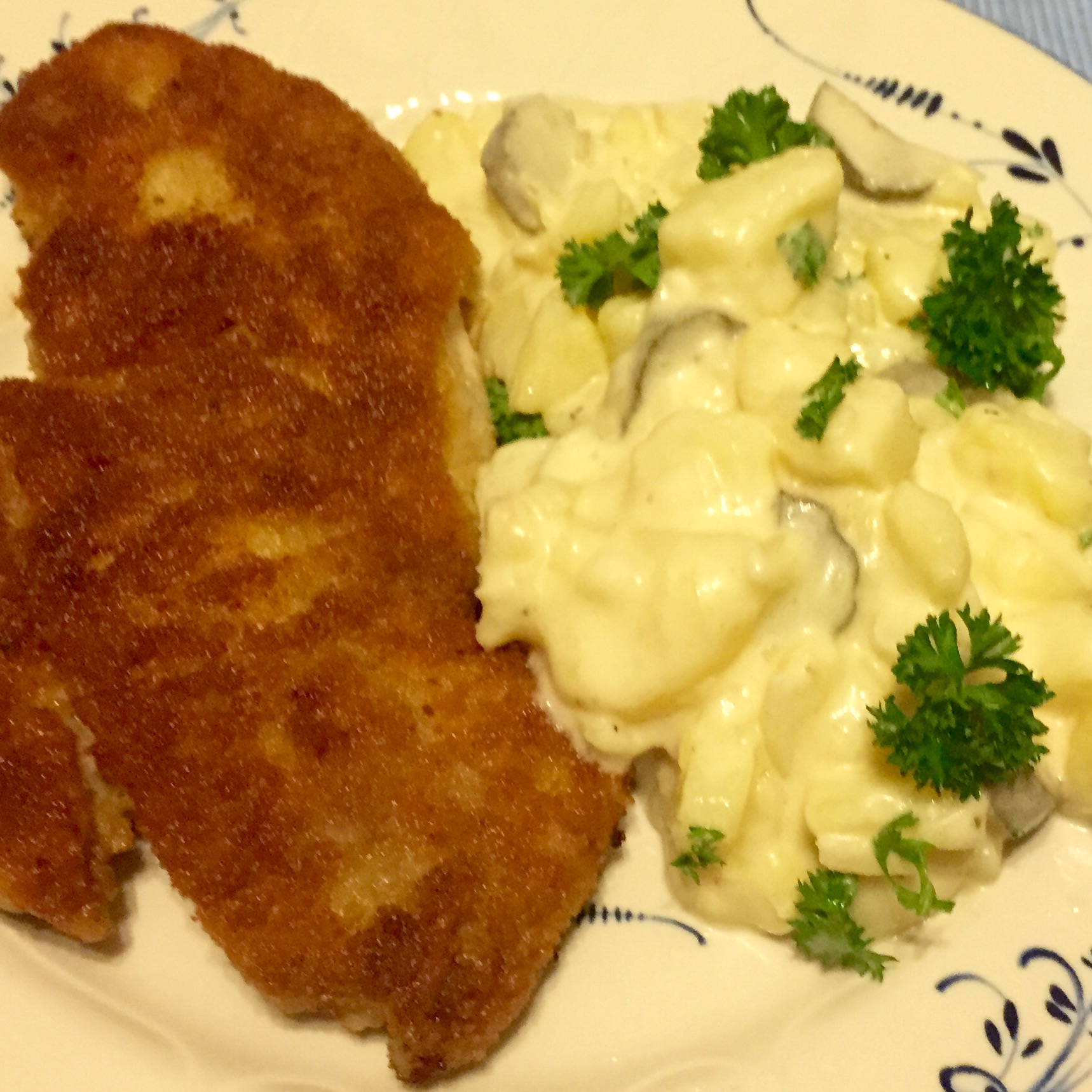 Rheinischer Kartoffelsalat (mit Mayonnaise) – kaumanns kocht